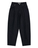 NON-FADE ONE-TUCK BALLOON JEANS