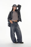Black washed curved denim pants