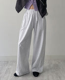 Two-way pleated training pants