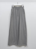 Two-way pleated training pants