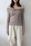 Leaf Twist Off-Shoulder Tee