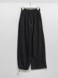 Two-way pleated training pants
