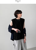 Broad Crop Sleeveless