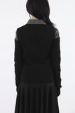 Shoulder slit twist knit