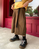 Side Dip Tuck Cotton Bermuda Pants