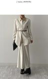 Pin tuck round half jacket