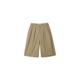 Side Dip Tuck Cotton Bermuda Pants