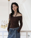 Brushed) Deep V-neck Stud Tee