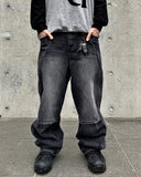 Curve Line Tuck Denim