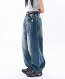 Deep side fold balloon denim pants
