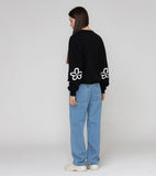 [UNISEX] Elbow Spray Flower Smile Sweatshirt