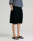 Nose Tencel Cotton Two Tuck Bermuda Short Pants