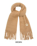 Flower dot embroidered bold muffler