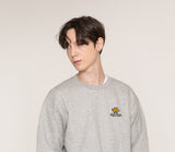 Dot Board Embroidery White Clip Sweatshirt