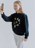 [23.65] CIRCLE BEAR SWEAT SHIRT