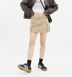 Low waist cutting mini cargo skirt