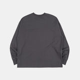 Basic crew-neck over long sleeve