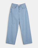 Cozy over wide denim pants