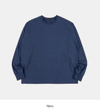 Basic crew-neck over long sleeve