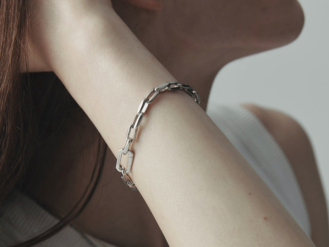 HYÈRES LOR (イエールロール ) - Name Silver Bold chain Bracelet HYÈRES LOR (イエールロール ) - Name Silver Bold chain Bracelet
