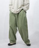 Volume Tuck Wide Pants