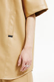 Leather pocket short-sleeved shirt